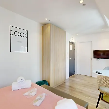 Bluestay 36 - Charmant Studio A 13